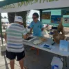 Taller ambiental en la zona de baño del Paseo